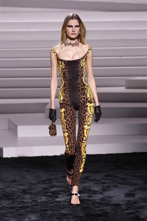 all beauty versace|versace milan fashion week.